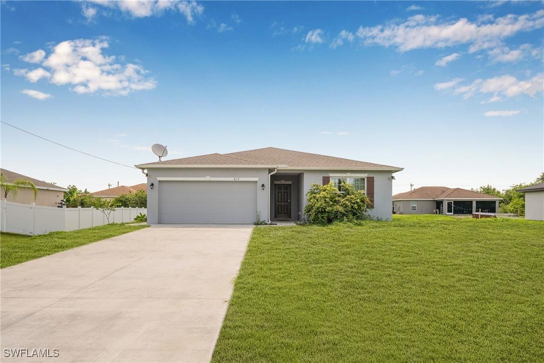 419 Palmyra Ave., Lehigh Acres, FL 33974