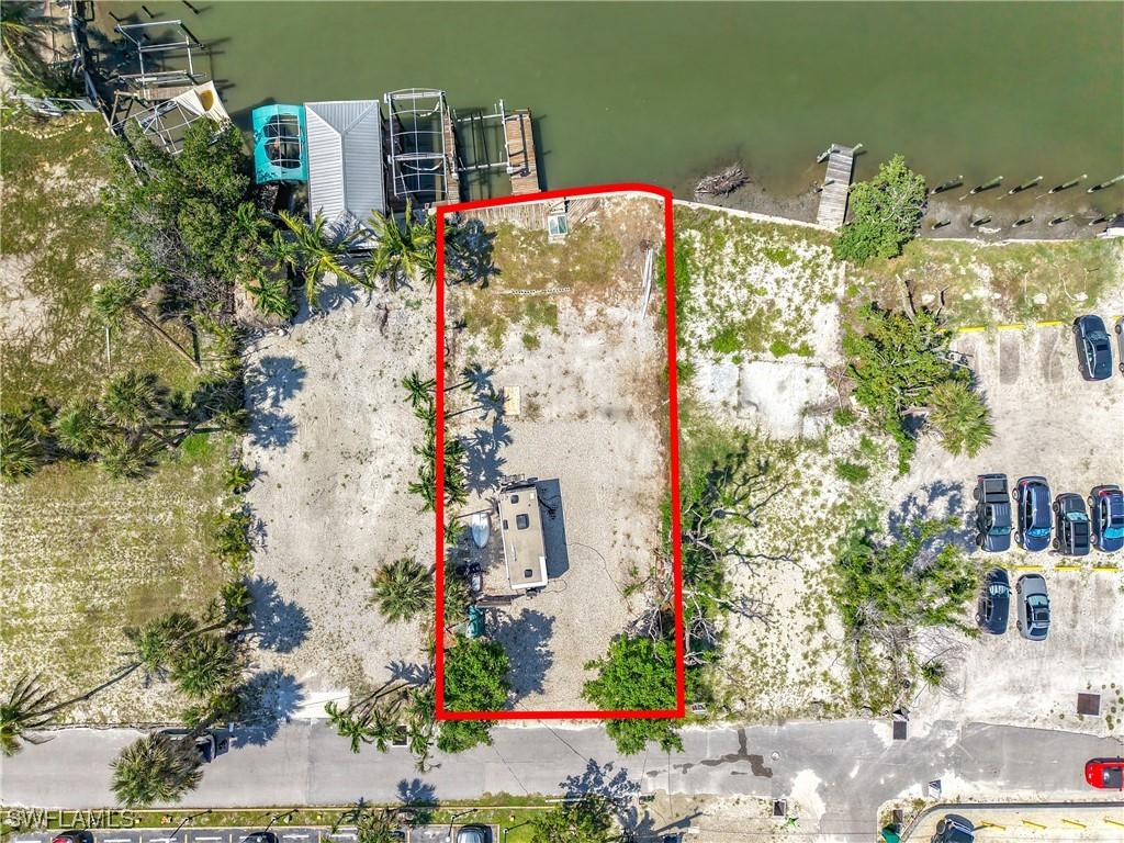 1339 Santos Rd., Fort Myers Beach, FL 33931
