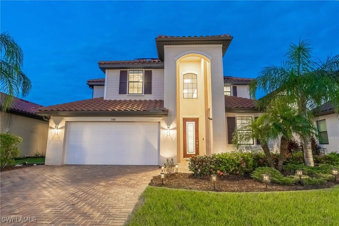 1588 Vizcaya Ln., Naples, FL 34113