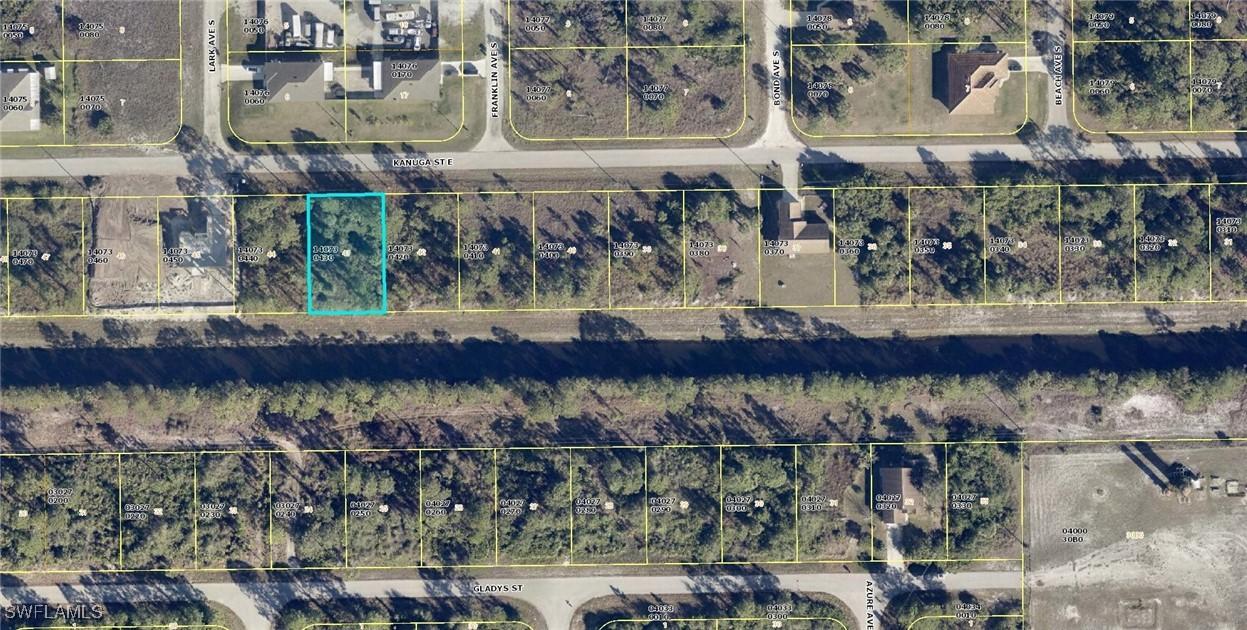 1032 Kanuga St., Lehigh Acres, FL 33974