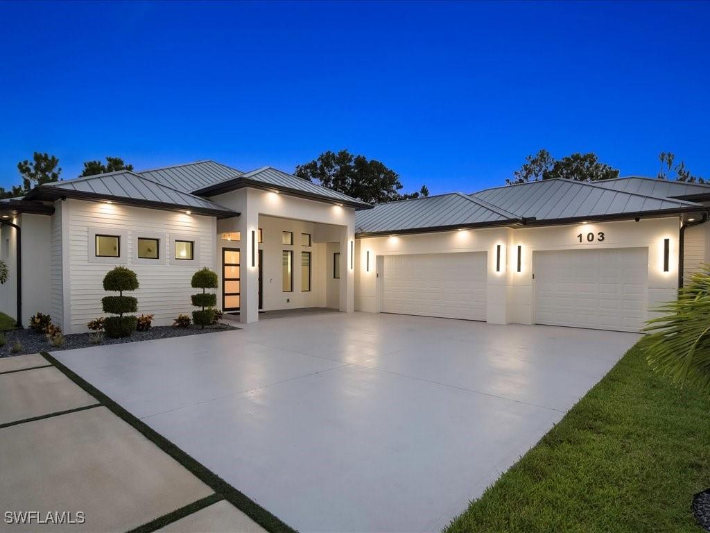 103 14th St., Naples, FL 34117