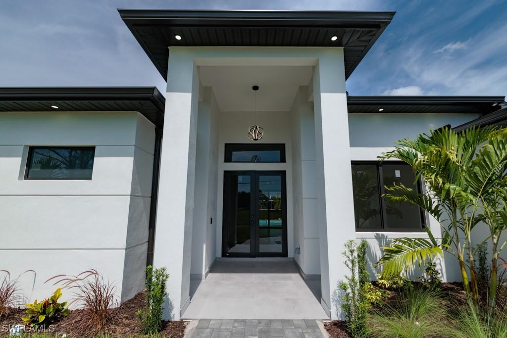 1101 NW 16th Pl., Cape Coral, FL 33993