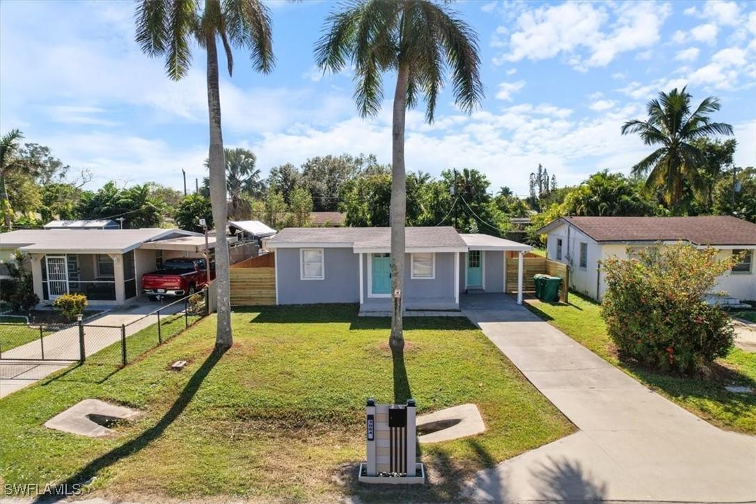 3064 Connecticut Ave., Naples, FL 34112
