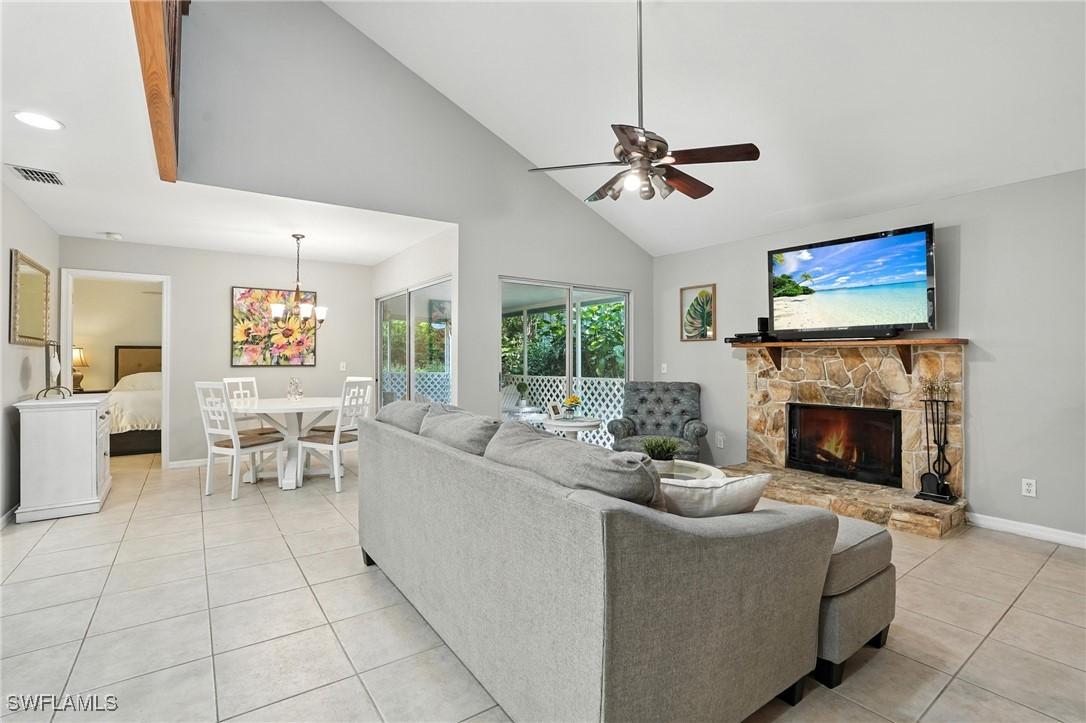 3380 Timberwood Cir., Naples, FL 34105