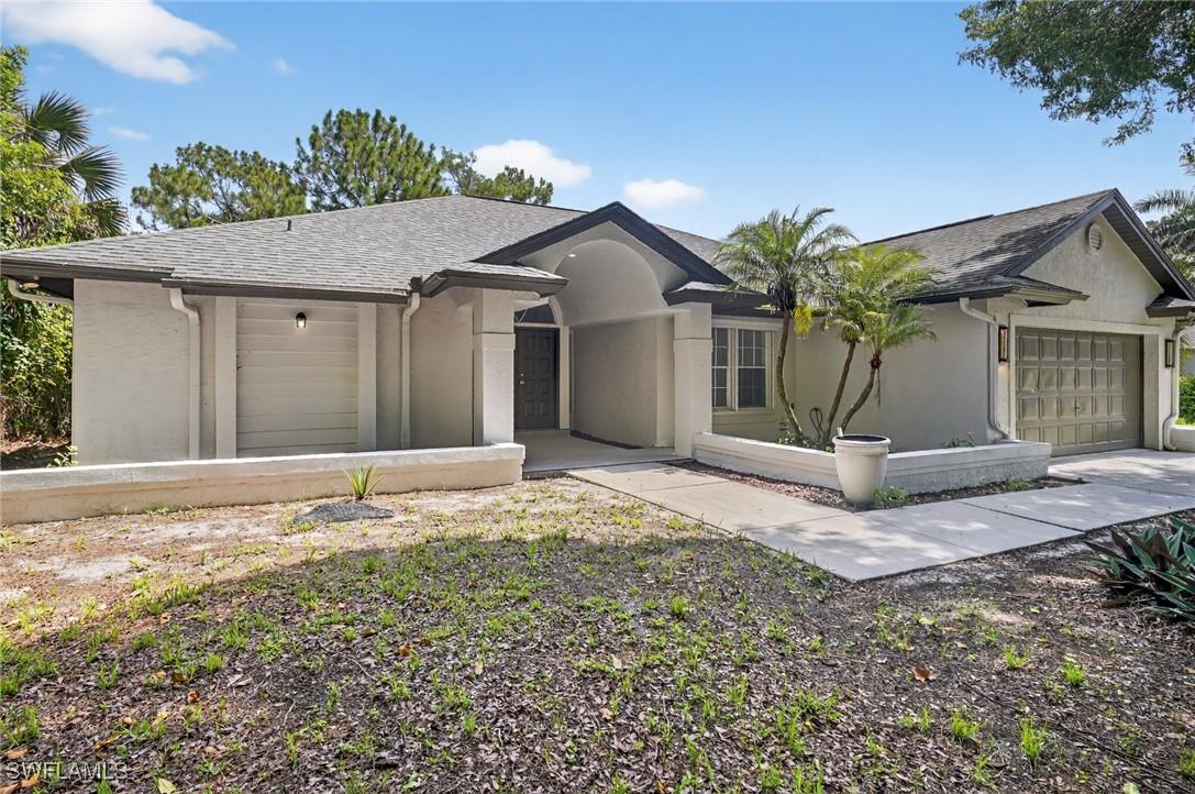 6035 Painted Leaf Ln., Naples, FL 34116