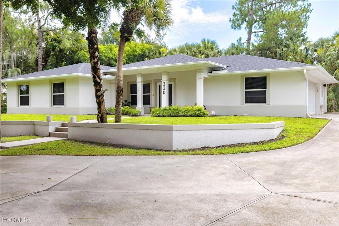 330 19th St., Naples, FL 34120