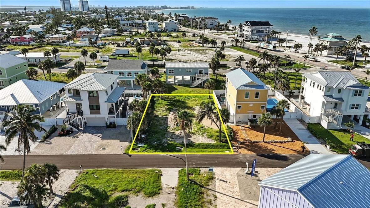 130 Mid Island Dr., Fort Myers Beach, FL 33931