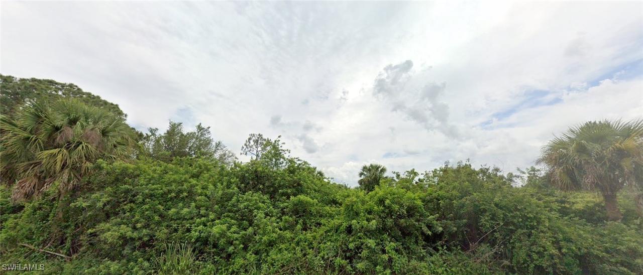 1230 Amherst St., Lehigh Acres, FL 33974
