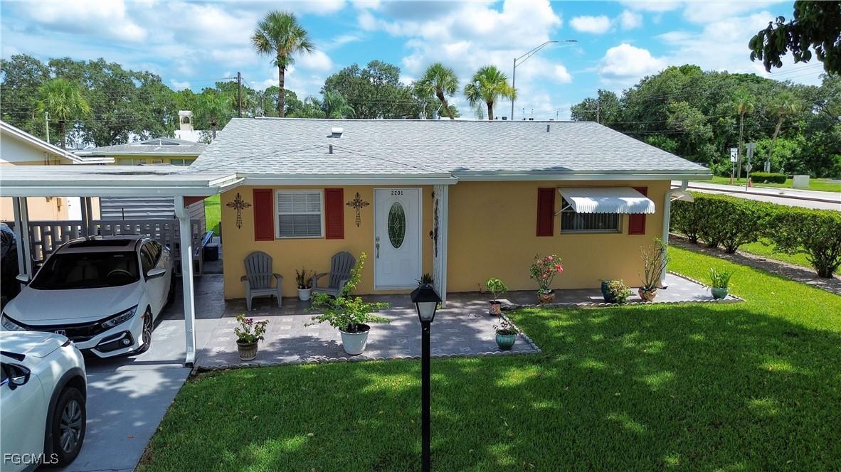 2201 Orchid Rd., Lehigh Acres, FL 33936