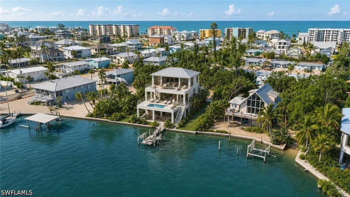4851 Dolphin Ln., Fort Myers Beach, FL 33931