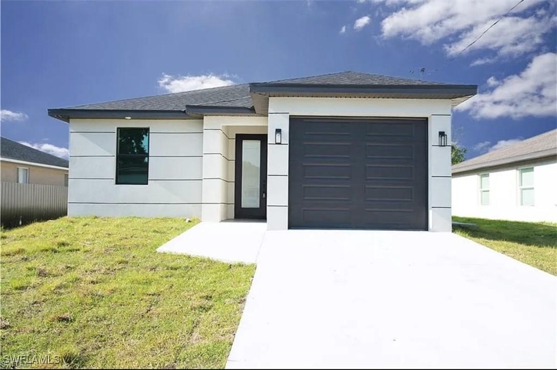 2116 French St., Fort Myers, FL 33916