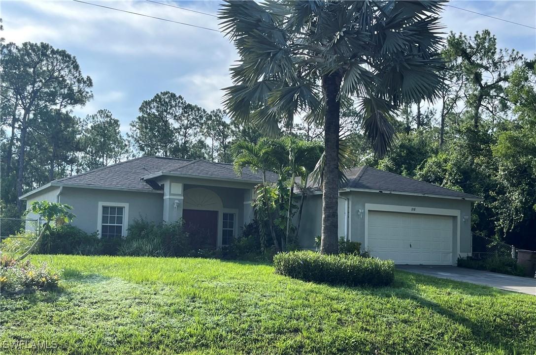 818 Desoto Ave., Lehigh Acres, FL 33972