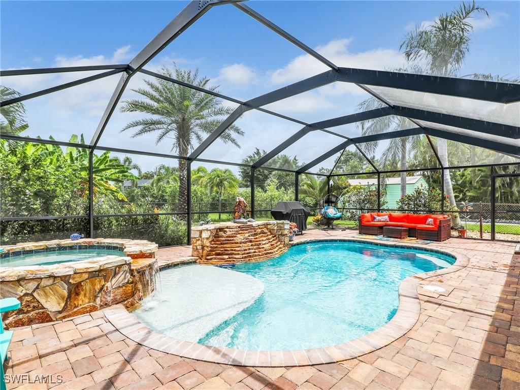 28235 Meadowlark Ln., Bonita Springs, FL 34134