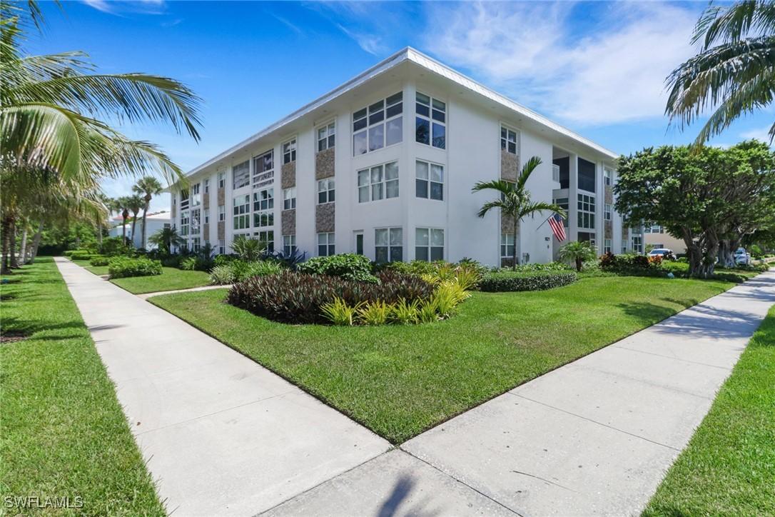 1021 3rd St. #306, Naples, FL