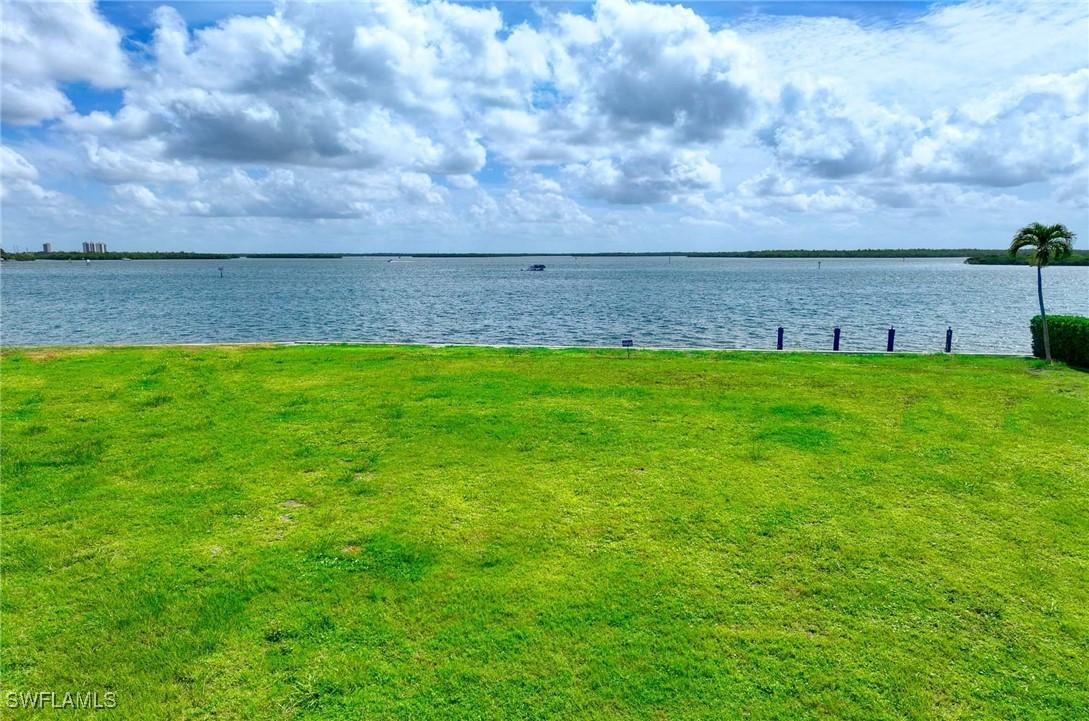 1411 Butterfield Ct., Marco Island, FL 34145