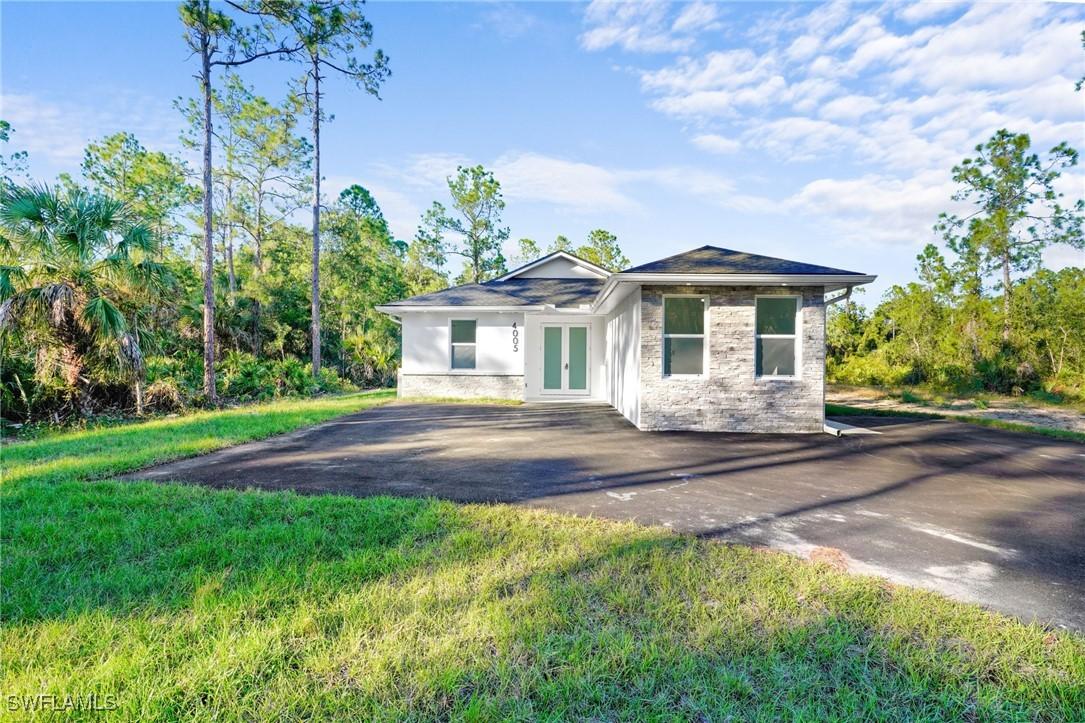 4005 12th Ave., Naples, FL 34120