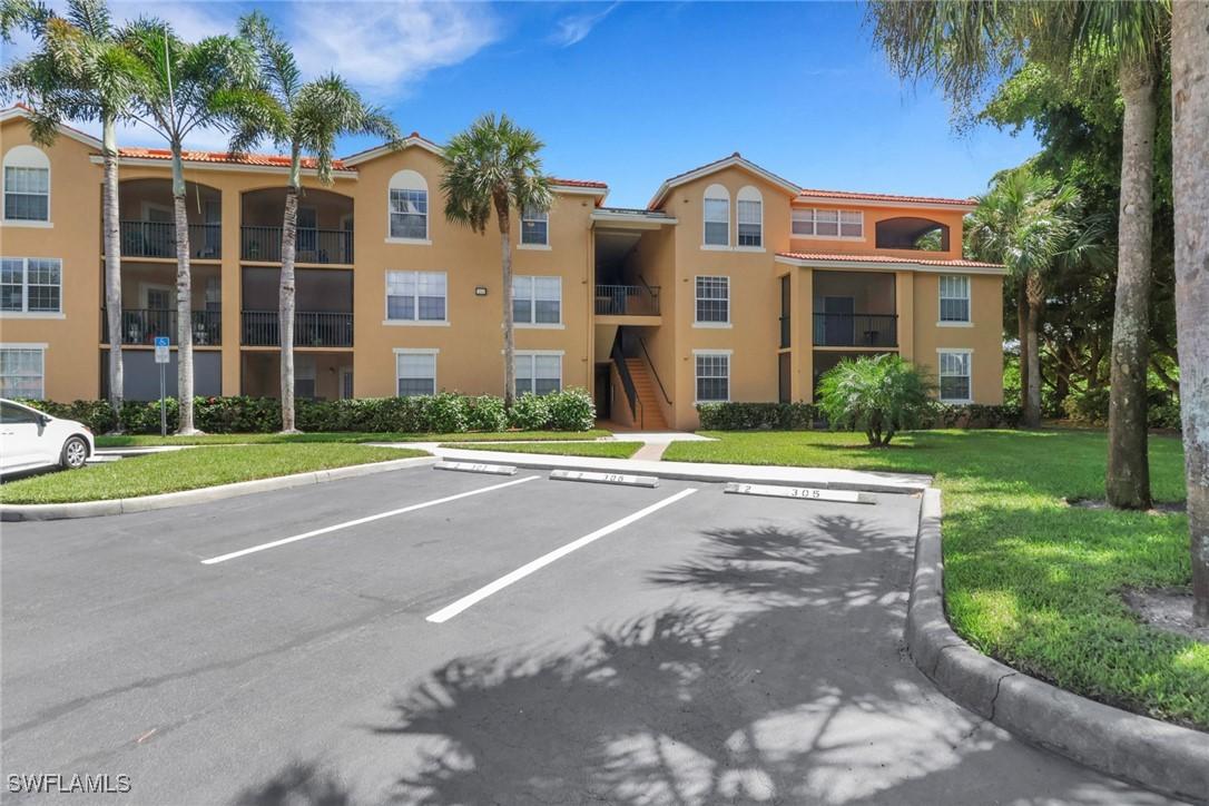 8635 River Homes Ln. #2-107, Bonita Springs, FL 34135
