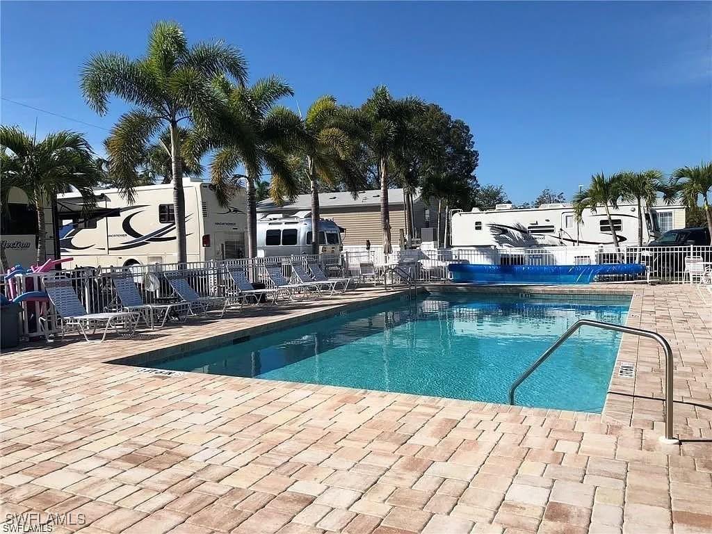 3781 Sesame Ln., Bonita Springs, FL 34134