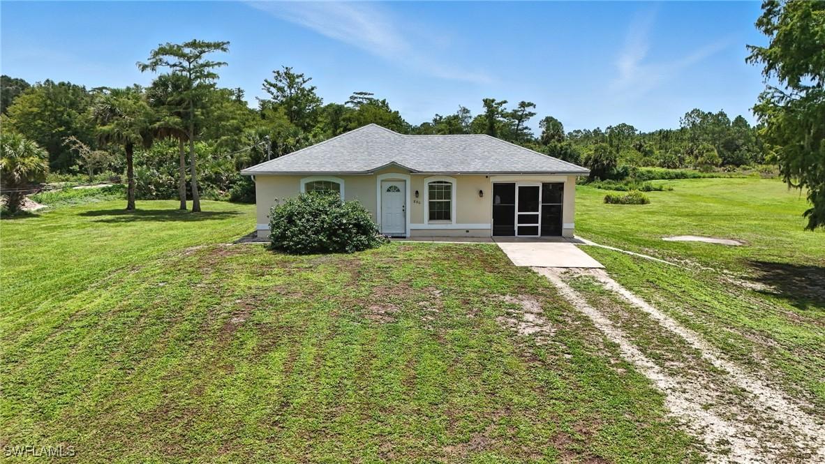 880 4th St., Naples, FL 34117