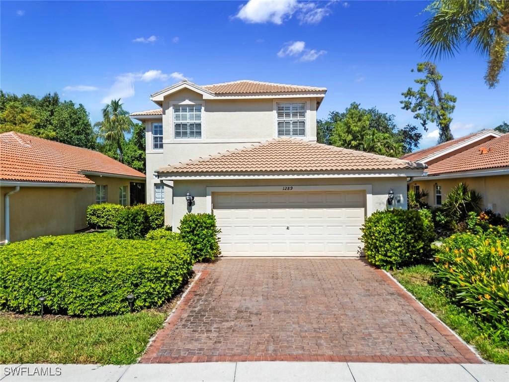 1289 Barrigona Ct., Naples, FL 34119