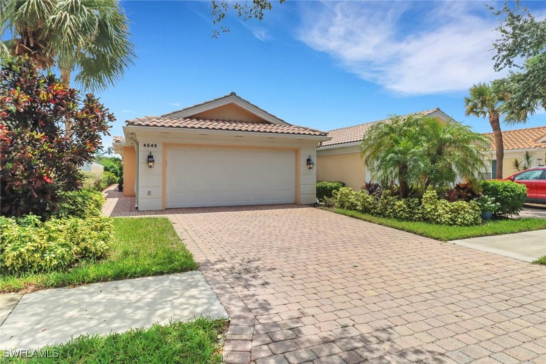 4546 Ossabaw Way, Naples, FL 34119