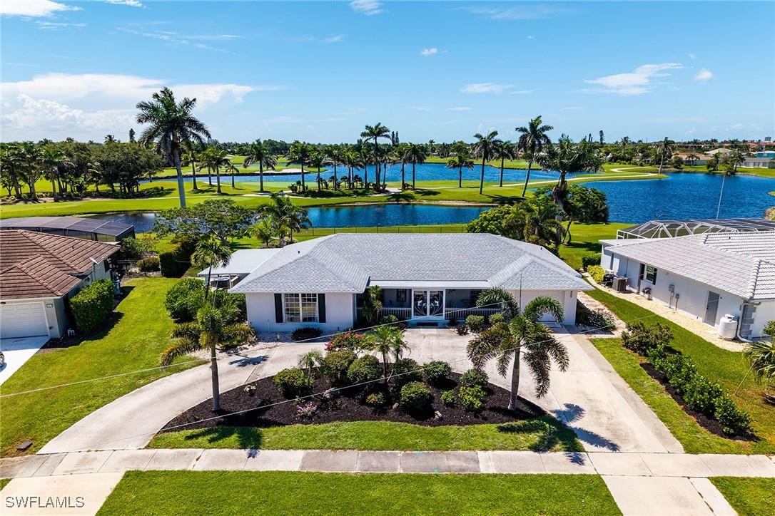 459 Echo Cir., Marco Island, FL 34145