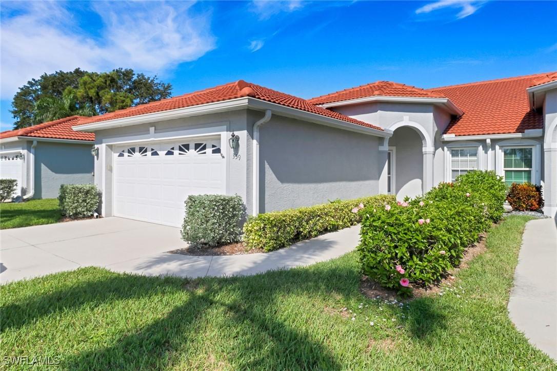 359 Melrose Pl. #16, Naples, FL 34104