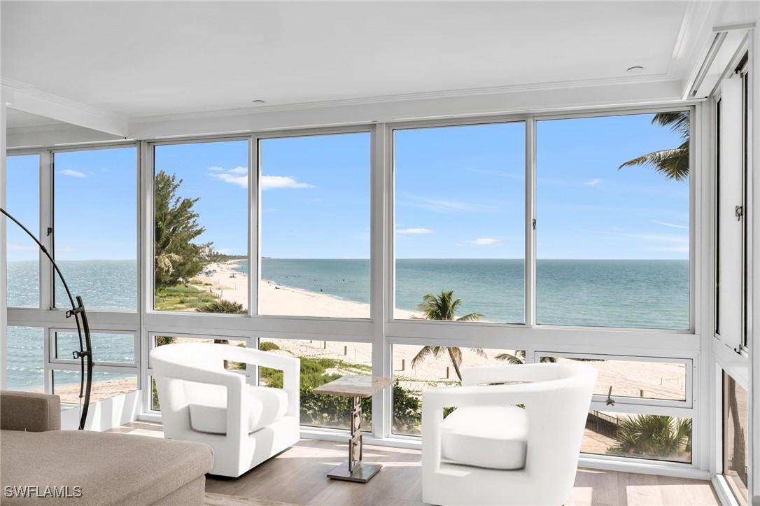 2121 Gulf Shore Blvd. #302, Naples, FL 34102