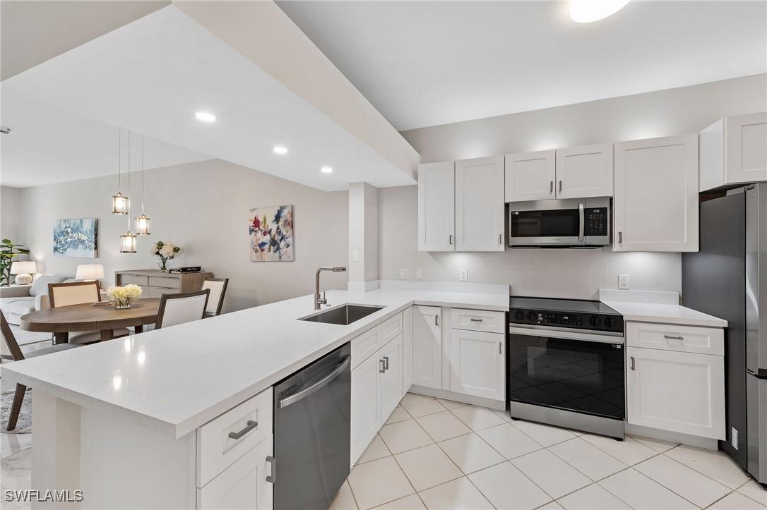 2385 Bayou Ln. #3, Naples, FL 34112