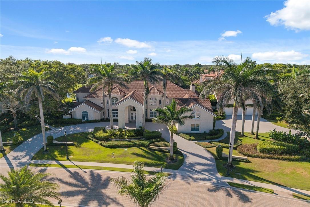 356 Colony Dr., Naples, FL 34108