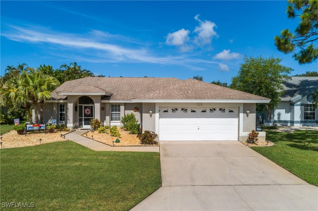 22638 Forest View Dr., Estero, FL 33928