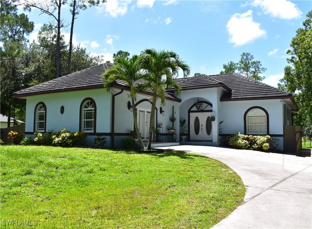 3670 8th Ave., Naples, FL 34117