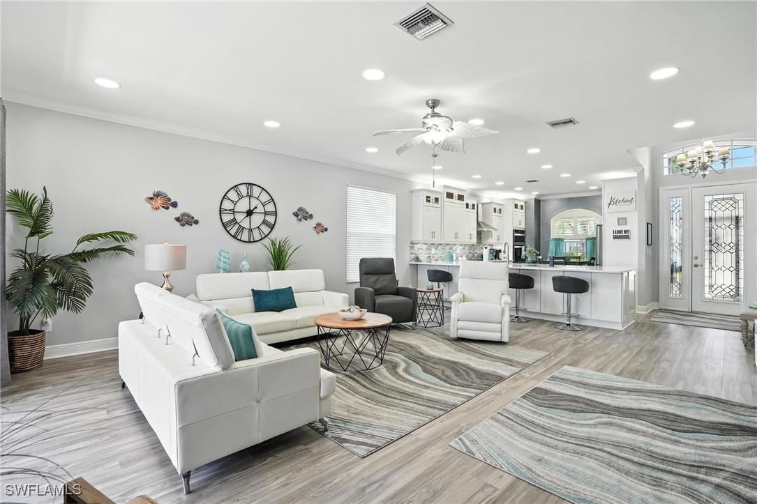 11317 Lakeland Cir., Fort Myers, FL 33913