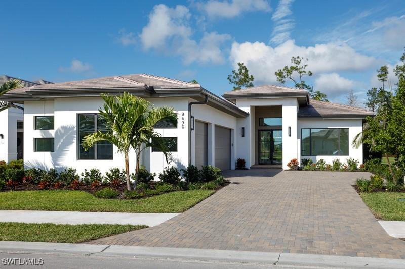 9696 Moonflower Ln., Naples, FL 34120