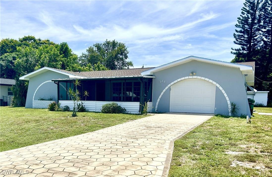 328 SE Tranquilla Ave, Port St Lucie, FL 34983