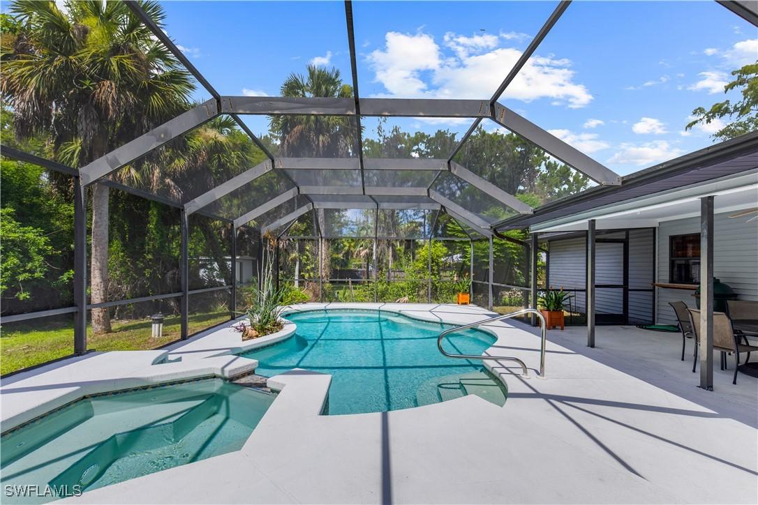 3360 11th Ave., Naples, FL 34117