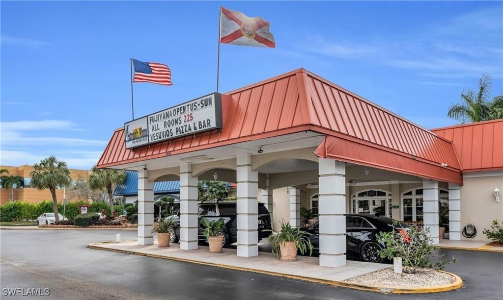 2555 9th St. #139, Naples, FL 34103