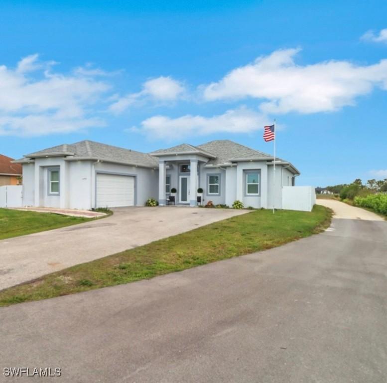 2394 45th Ave., Naples, FL 34120