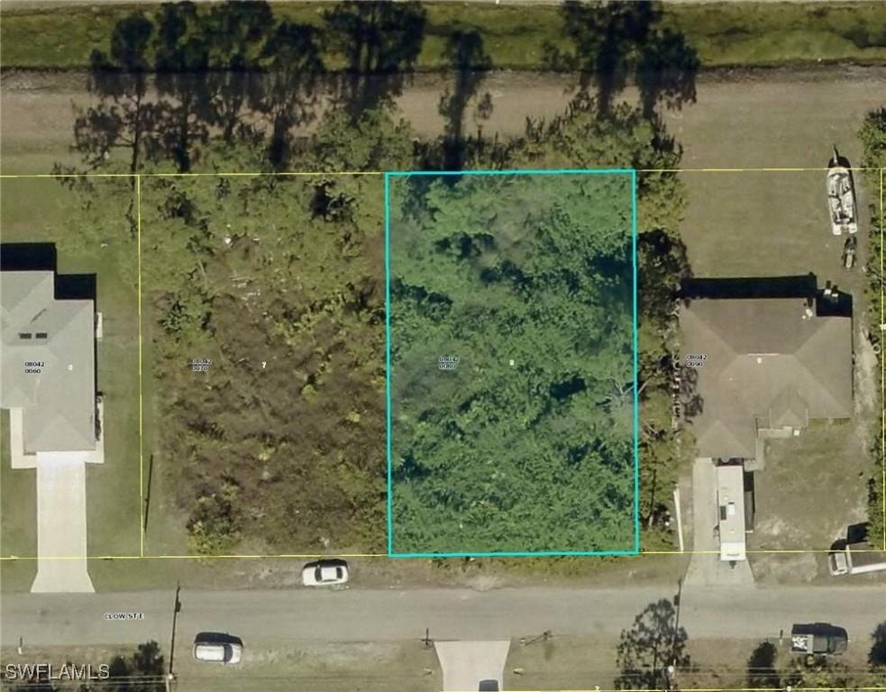 859 Clow St., Lehigh Acres, FL 33974