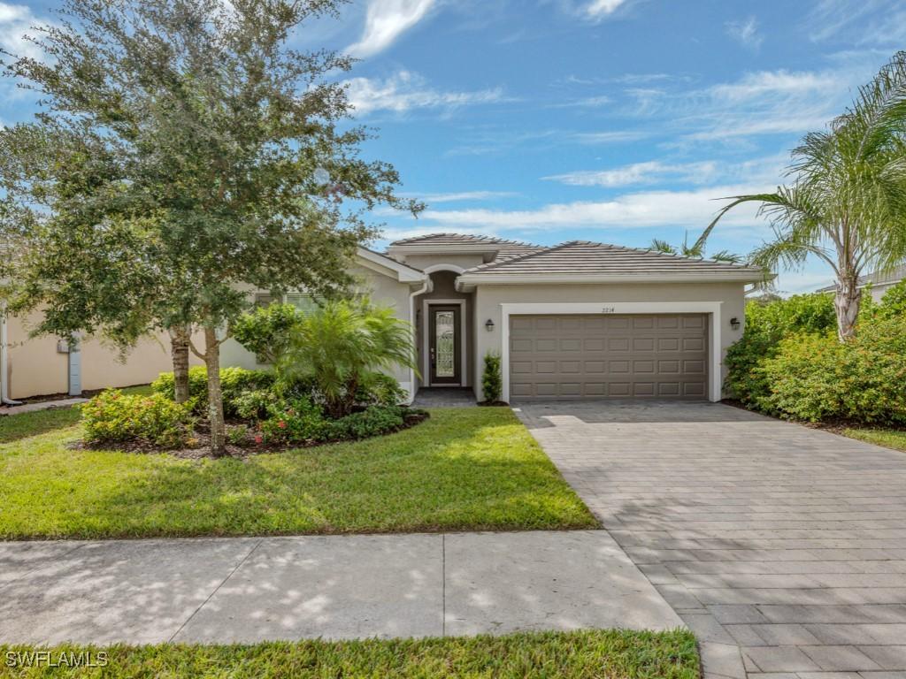 2214 Cara Cara Way, Naples, FL 34120