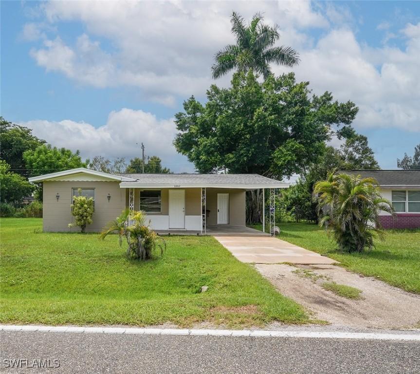 12613 5th St., Fort Myers, FL 33905