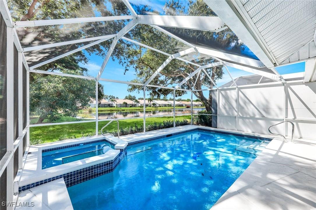 510 Captn Kate Ct. #32, Naples, FL 34110