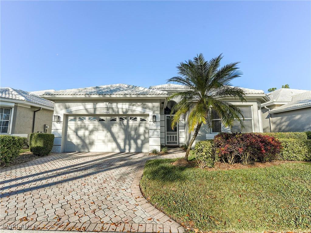 19319 Silver Oak Dr., Estero, FL 33967