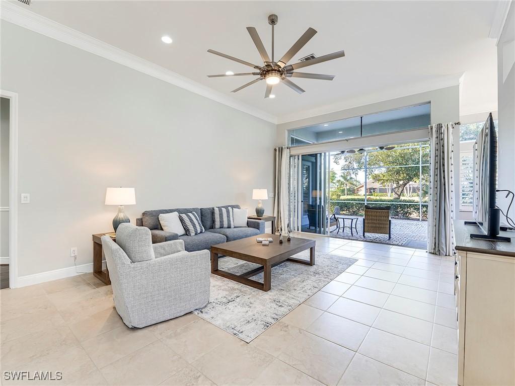 19319 Silver Oak Dr., Estero, FL 33967