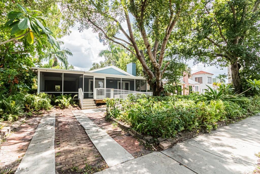 1556 Barcelona Ave., Fort Myers, FL 33901