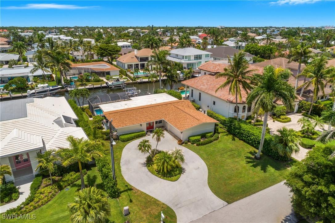 2340 Snook Dr., Naples, FL 34102