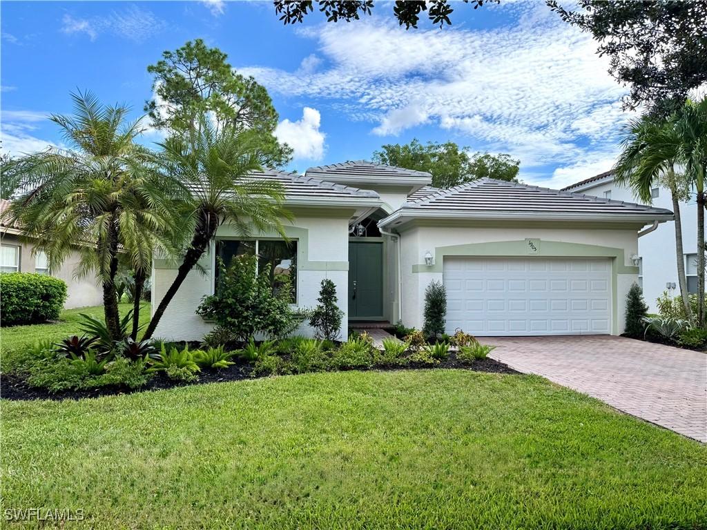1905 Par Dr., Naples, FL 34120