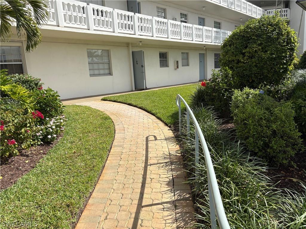 315 Saint Andrews Blvd. #A2, Naples, FL 34113