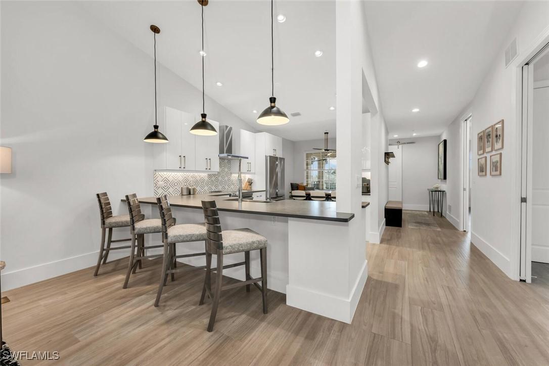 1540 Blue Point Ave. #201, Naples, FL 34102