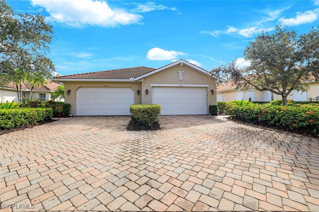 13366 Kent St., Naples, FL 34109